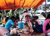 Foto: Women of the Tribe and Search of Freshwater Dolphins in Borneo